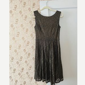Ellen Tracy lace party dress